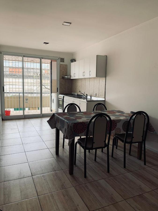 Sarmiento - 1a Apartamento *